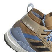 Schuhe für Frauen adidas Terrex Free Hiker Primeblue Hiking